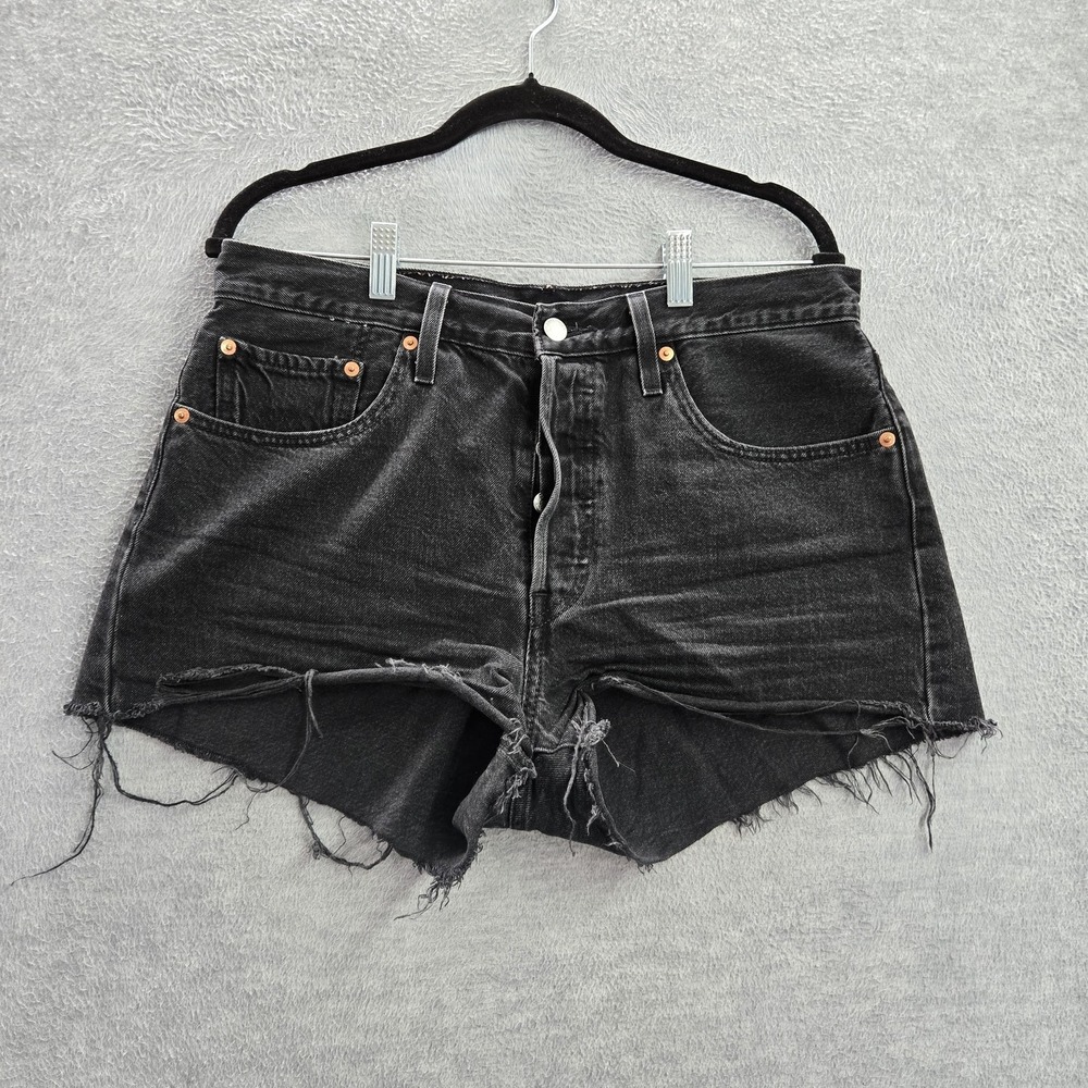 Levi's 501 Women Shorts W30 Black Denim Cutoff Button Raw Hem 2" Inseam‎
